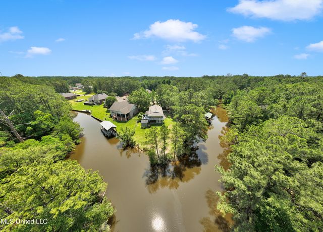 2529 Windward Drive, Gautier, MS 39553