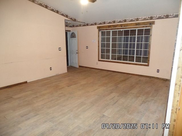 2195 E Suffock Avenue, Kingman, AZ 86409