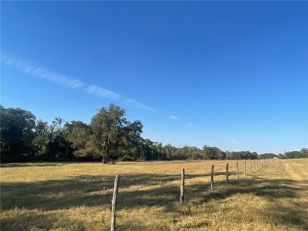 6014 County Road 333, Caldwell, TX 77836 — exterior