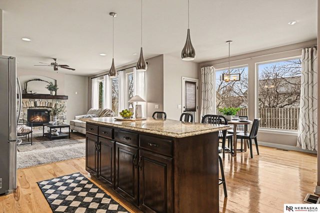 5508 S 165th Street, Omaha, NE 68135