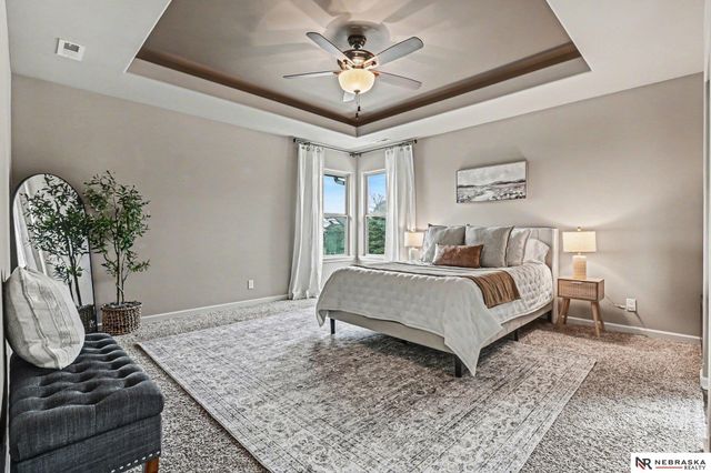 5508 S 165th Street, Omaha, NE 68135