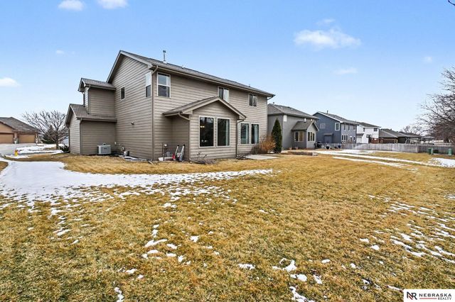 5508 S 165th Street, Omaha, NE 68135