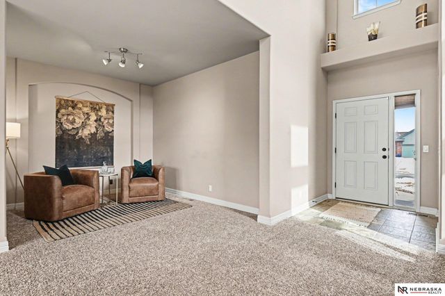 5508 S 165th Street, Omaha, NE 68135