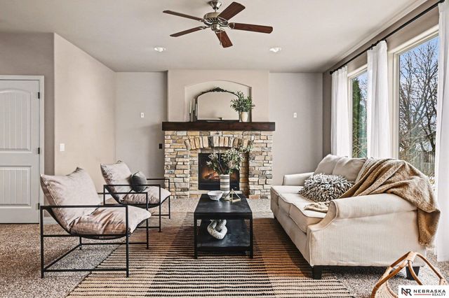 5508 S 165th Street, Omaha, NE 68135