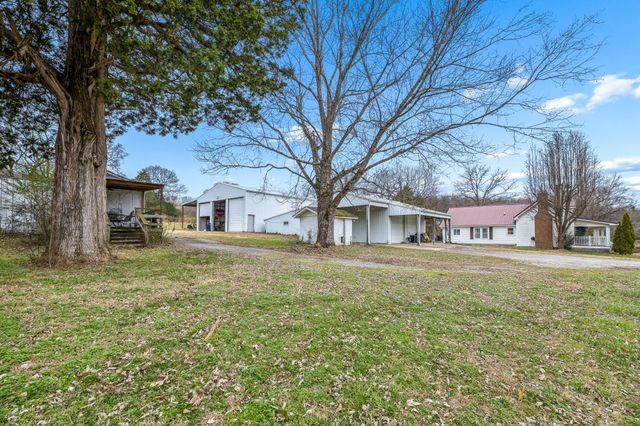 2972 Cainsville Rd, Lebanon, TN 37090