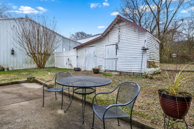 2972 Cainsville Rd, Lebanon, TN 37090