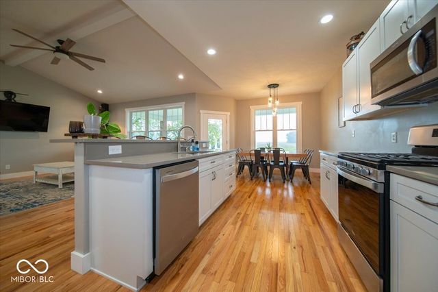 2737 S 500 E, Whitestown, IN 46075