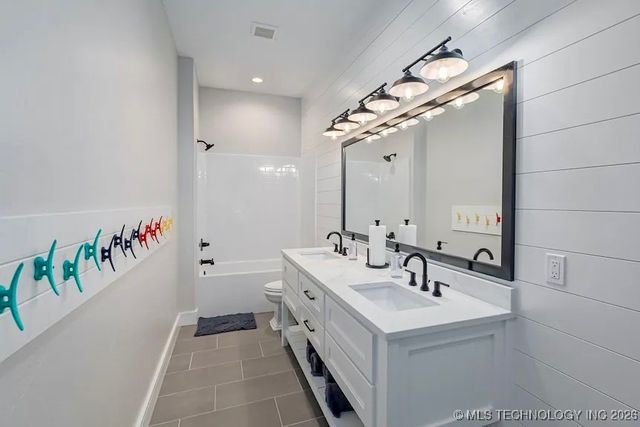 12427 Atlantic Drive, Kingston, OK 73439