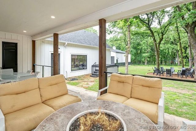 12427 Atlantic Drive, Kingston, OK 73439