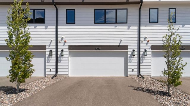 5034 161st Street W, Lakeville, MN 55044