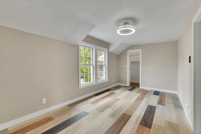 7527 S Chappel Avenue, Chicago, IL 60649