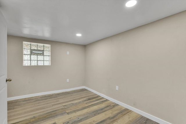 7527 S Chappel Avenue, Chicago, IL 60649