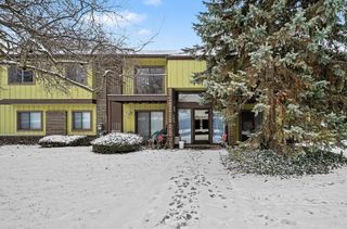 1472 W Chateau Vert Street F, Ypsilanti, MI 48197