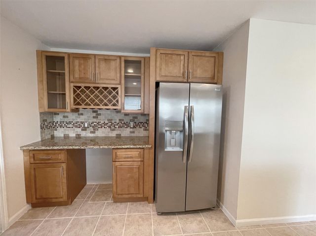 3220 Maryfield Lane, Pearland, TX 77581