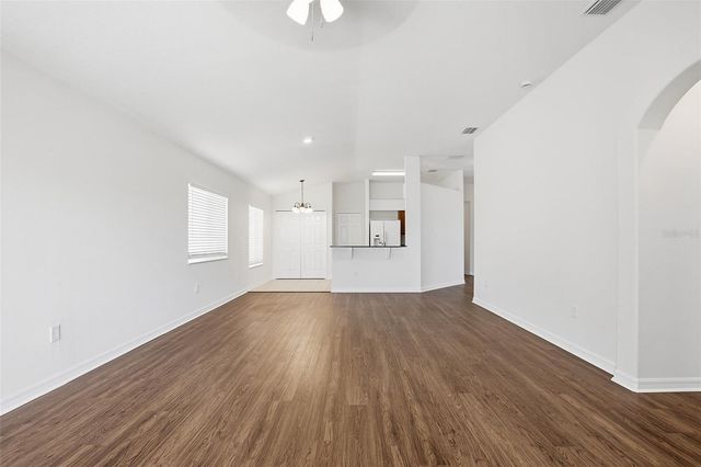 6821 ARAMON COURT, Wesley Chapel, FL 33545