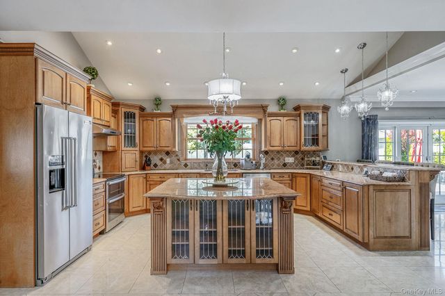 26 Grace Lane, Levittown, NY 11756
