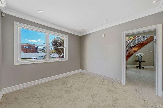 26 Grace Lane, Levittown, NY 11756
