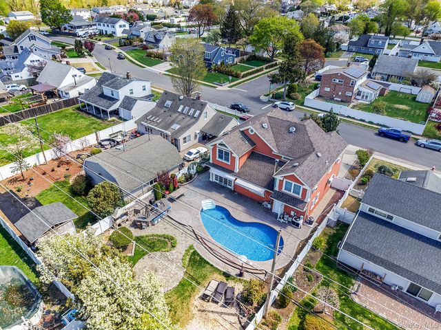 26 Grace Lane, Levittown, NY 11756