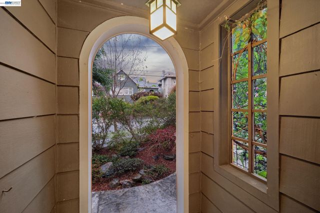 1800 SAN LORENZO AVENUE, Berkeley, CA 94707