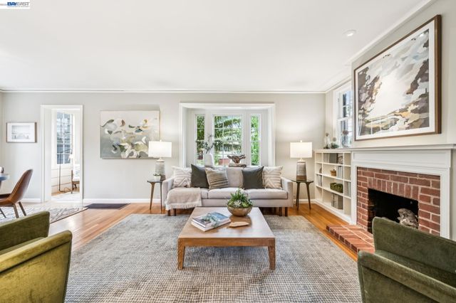 1800 SAN LORENZO AVENUE, Berkeley, CA 94707