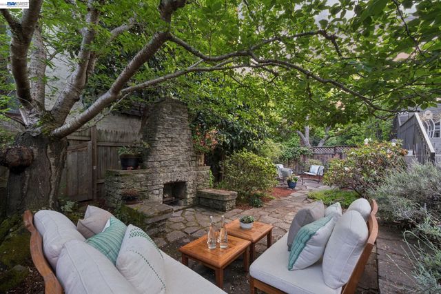 1800 SAN LORENZO AVENUE, Berkeley, CA 94707