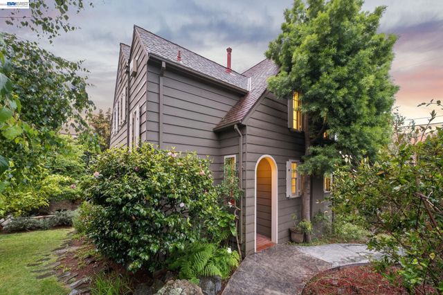 1800 SAN LORENZO AVENUE, Berkeley, CA 94707