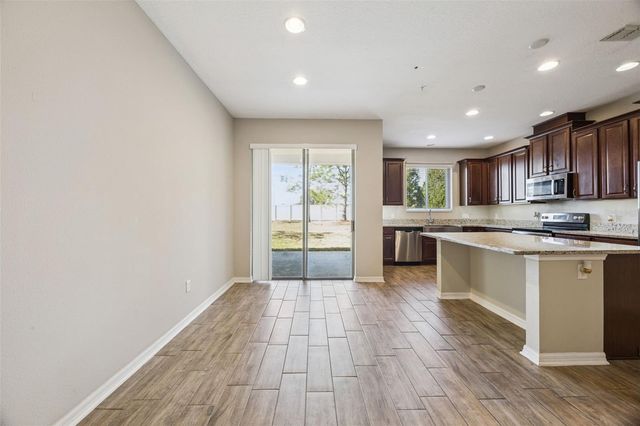 2692 WHITE ISLE LANE 103, Orlando, FL 32825