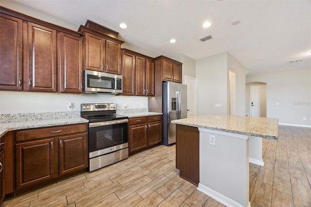 2692 WHITE ISLE LANE 103, Orlando, FL 32825