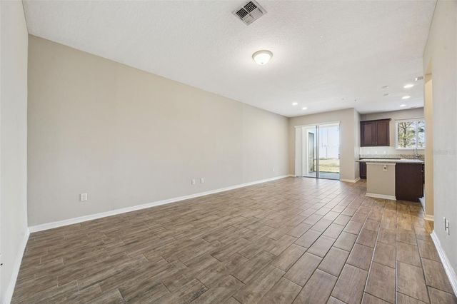 2692 WHITE ISLE LANE 103, Orlando, FL 32825