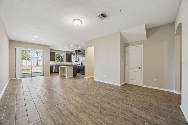 2692 WHITE ISLE LANE 103, Orlando, FL 32825