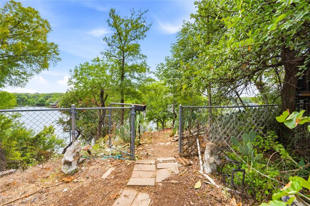1325 Bomber Road, Fort Worth, TX 76108