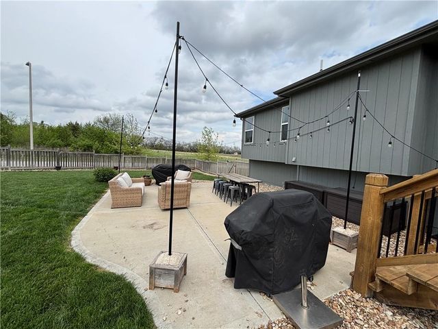 24981 W 148th Street, Olathe, KS 66061