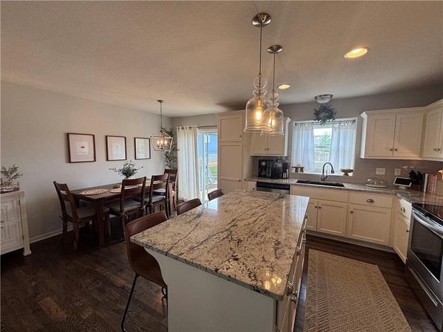 24981 W 148th Street, Olathe, KS 66061