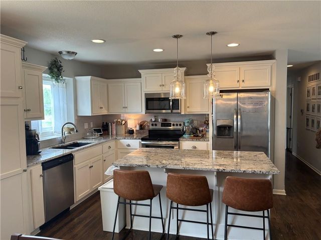 24981 W 148th Street, Olathe, KS 66061