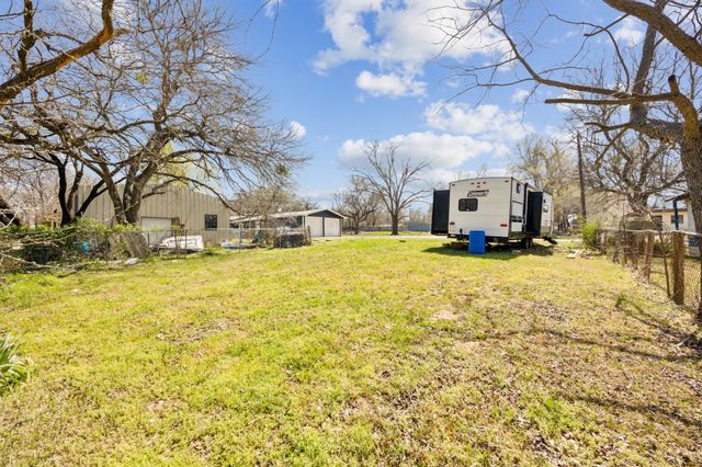229 Sherman Drive, Pottsboro, TX 75076