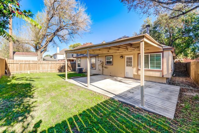 13903 Dentwood Drive, Houston, TX 77014