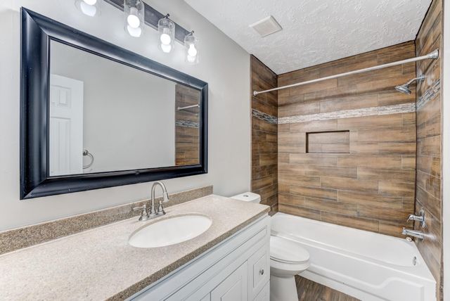 13903 Dentwood Drive, Houston, TX 77014