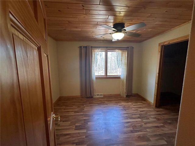 8823 Highline Road, Hayward, WI 54843
