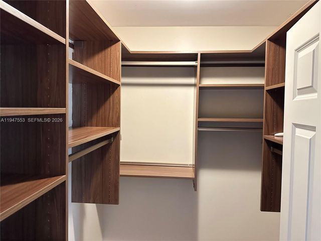 1317 SW 23rd St, Fort Lauderdale, FL 33315