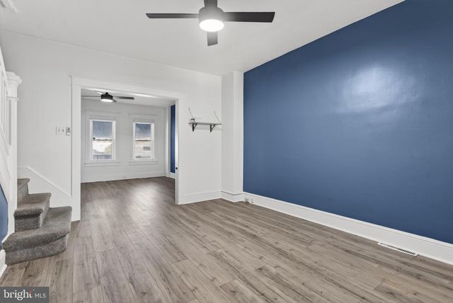 724 YORK ST, York, PA 17403