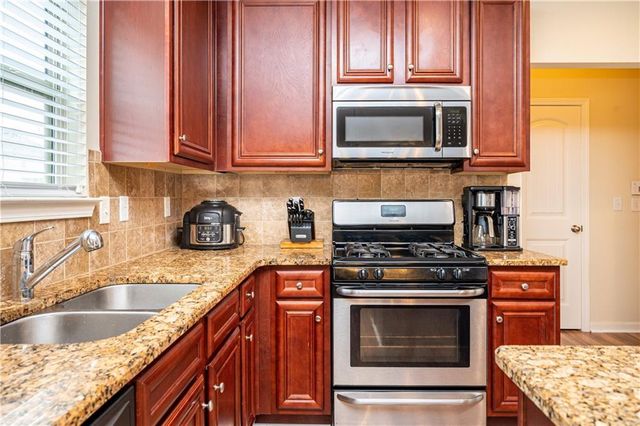 7761 Sylvaner Lane, Atlanta, GA 30349