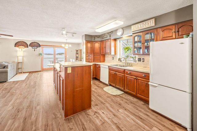 16452 90th Street, Brownton, MN 55312