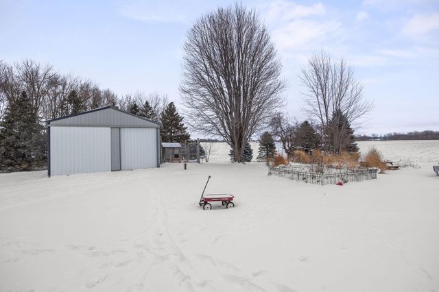 16452 90th Street, Brownton, MN 55312