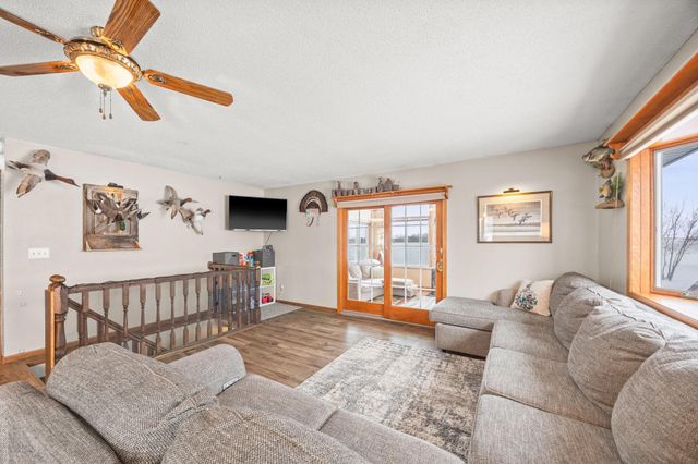 16452 90th Street, Brownton, MN 55312