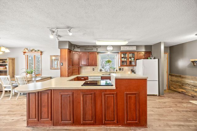 16452 90th Street, Brownton, MN 55312