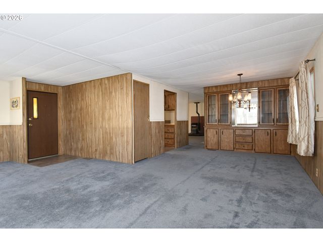 900 Ne FRANCIS Ave, Gresham, OR 97030