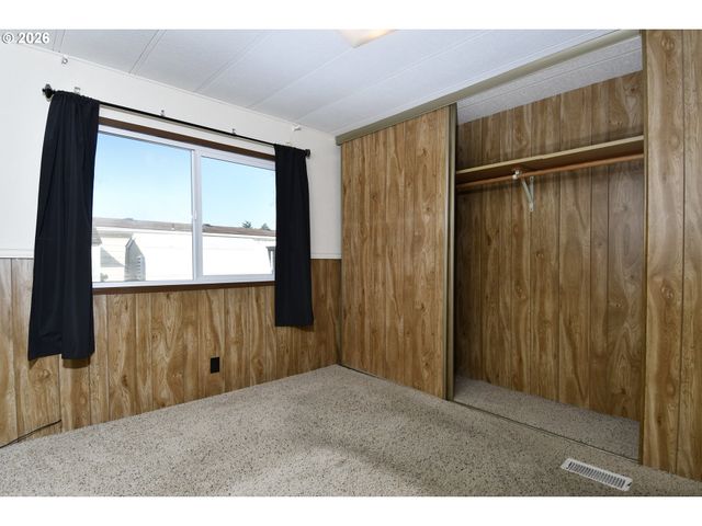 900 Ne FRANCIS Ave, Gresham, OR 97030