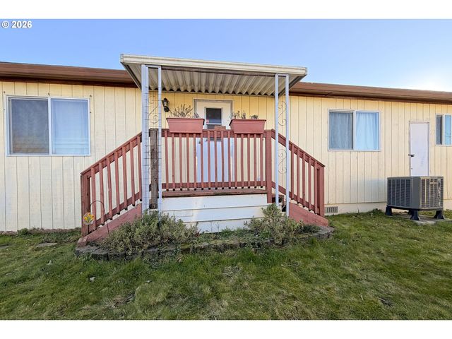 900 Ne FRANCIS Ave, Gresham, OR 97030