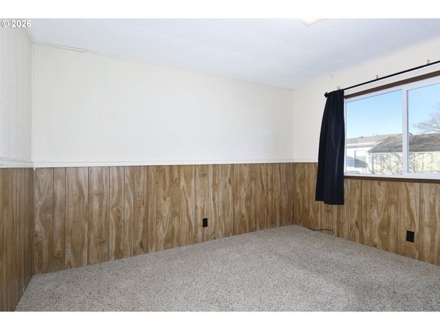 900 Ne FRANCIS Ave, Gresham, OR 97030