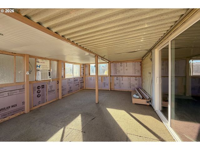 900 Ne FRANCIS Ave, Gresham, OR 97030